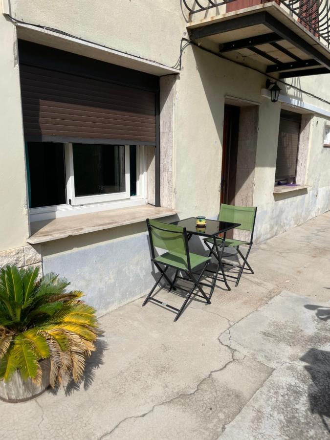 Agreable 2 Pieces En Ville Comme A La Campagne Niza Exterior foto
